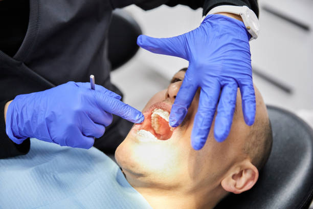 Best Emergency Tooth Extraction  in Canadian Lakes, MI